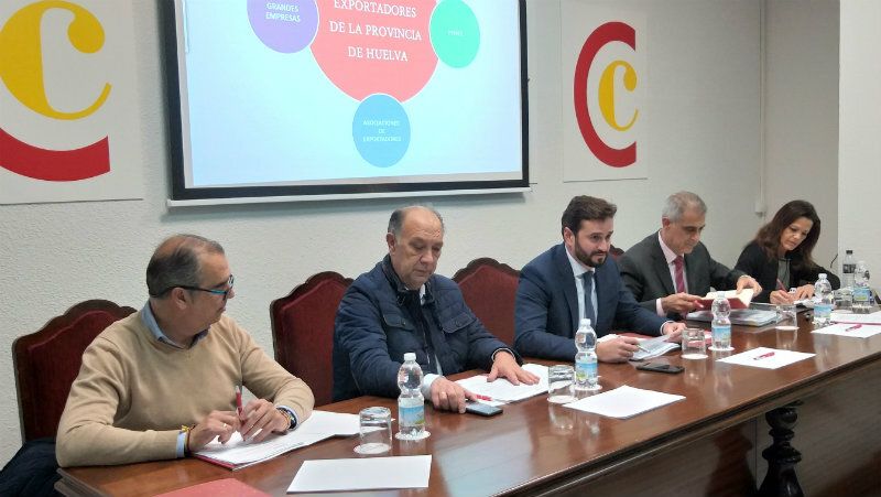 La Cámara de Comercio se retira de la sociedad promotora del aeropuerto de Huelva
