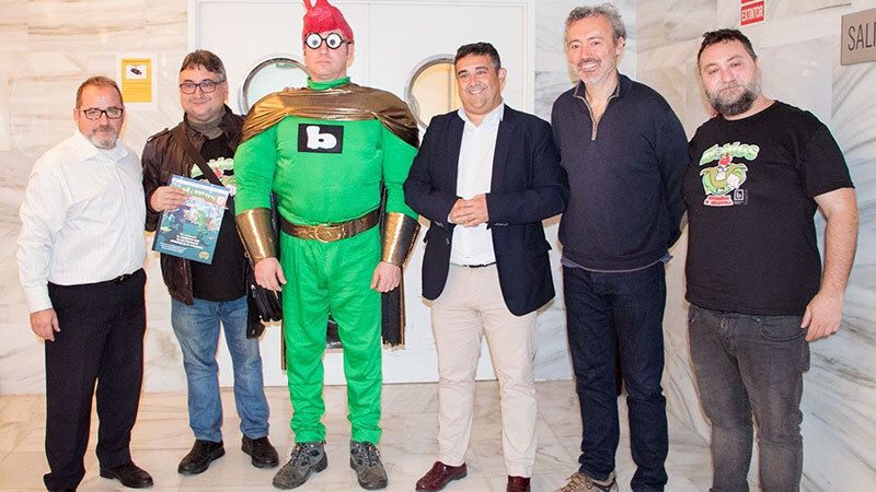 La Biblioteca Provincial celebra el Día de la Lectura con el superhéroe 'Biblos'