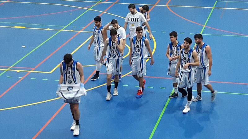 El Ciudad de Huelva se aprovecha del colista, Moguer tumba al líder y Palos supera a Gibraleón