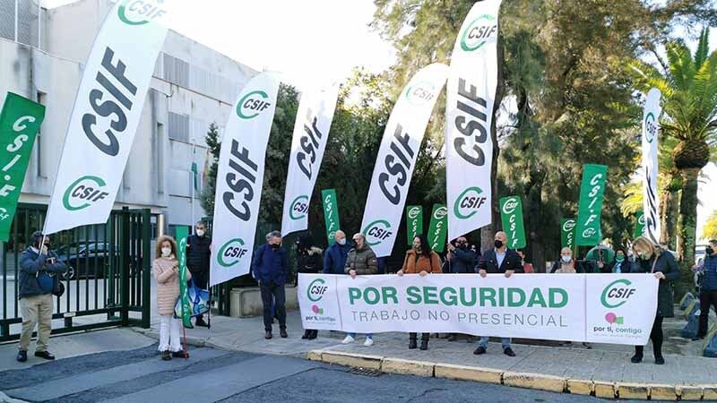 CSIF reclama a la Junta que cumpla el pacto de teletrabajo: beneficiaría  a 18.000 trabajadores en la provincia