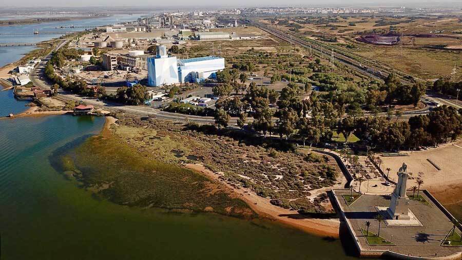 Mesa de la Ría presenta una treintena de propuestas al PGOU de Huelva
