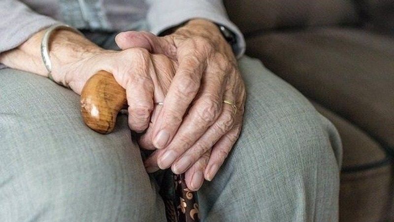 El Servicio de Teleasistencia de la Junta instalará 1.231 detectores de humo a los mayores de 90 o más años que viven solos