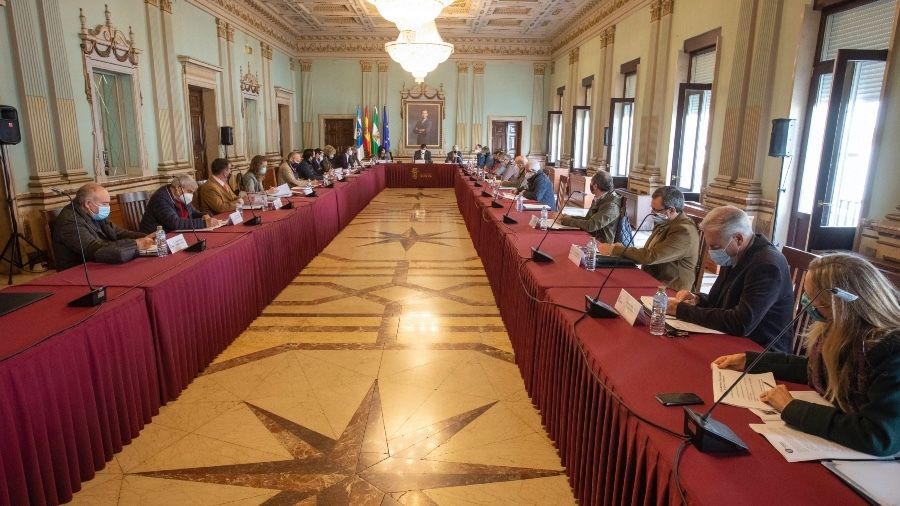 Gabriel Cruz valora el avance que supone “trabajar sobre la base de un proyecto concreto y hacerlo viable'