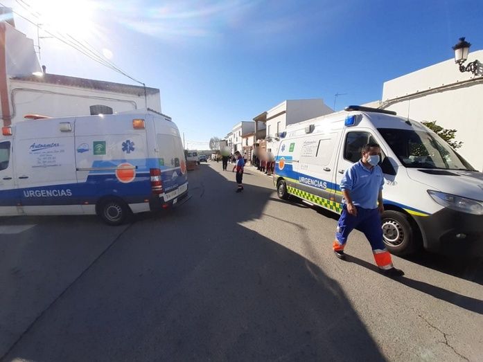 Dos heridos en Villalba tras derribarse un muro