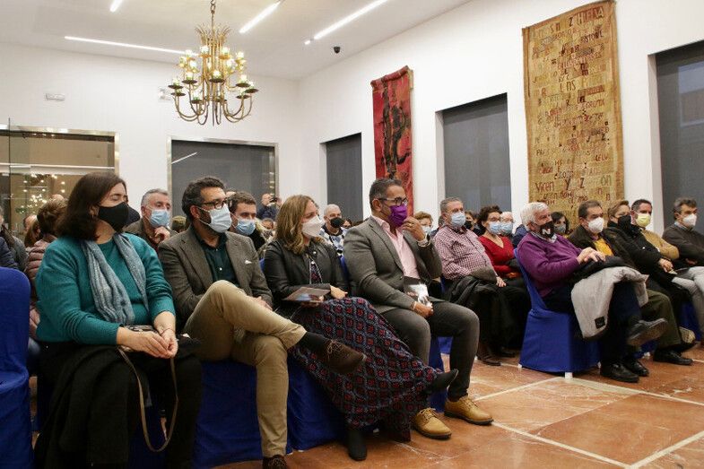 Diputación presenta el libro 'Del Olvido a la Reparación' sobre la represión franquista