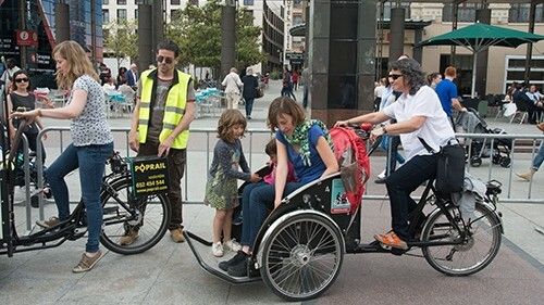 Mesa de la Ría propone el uso turístico de triciclos adaptados para mayores o personas con diversidad funcional