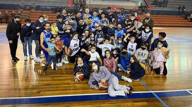 Victoria sin sobresaltos del Ciudad de Huelva (77-61)