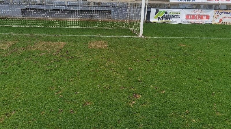 El San Roque denuncia a la Guardia Civil un acto vandálico en el césped del Ciudad de Lepe
