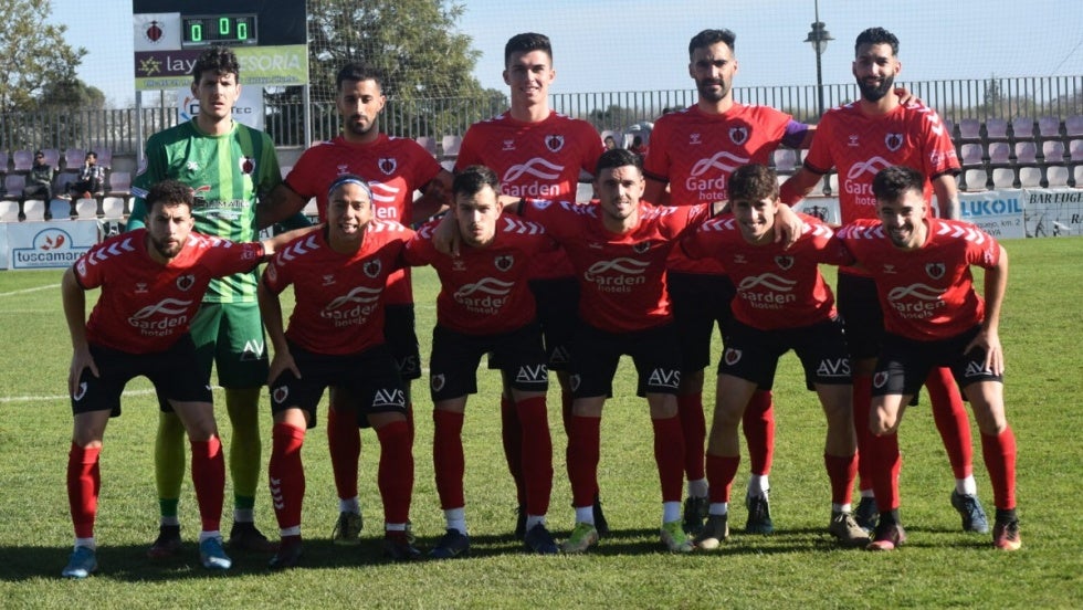 El Ayamonte le pasa su puesto de descenso al Cartaya