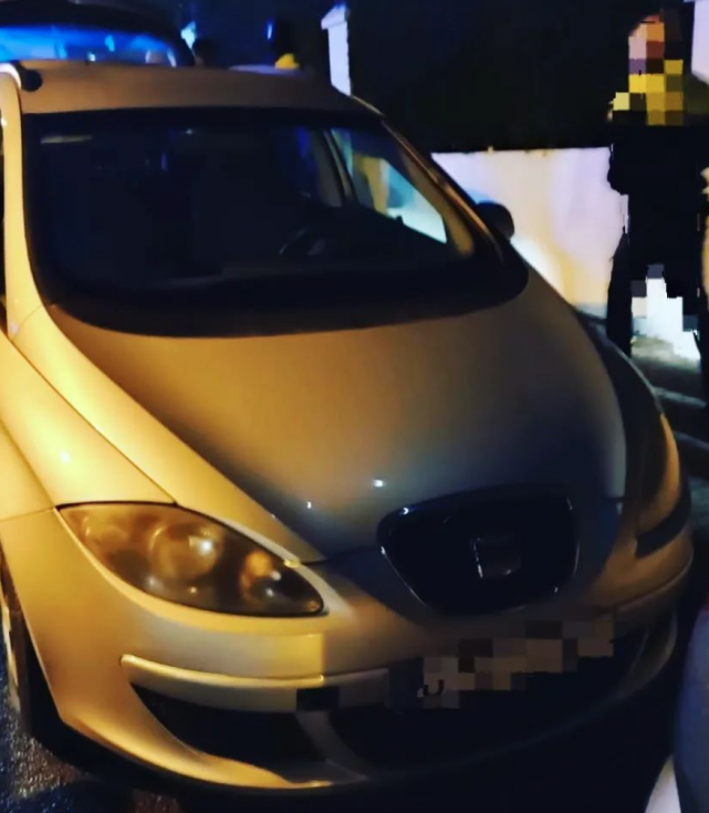 Detenido sin permiso de conducir y con drogas tras saltarse un control de alcoholemia e intentar atropellar a varios agentes