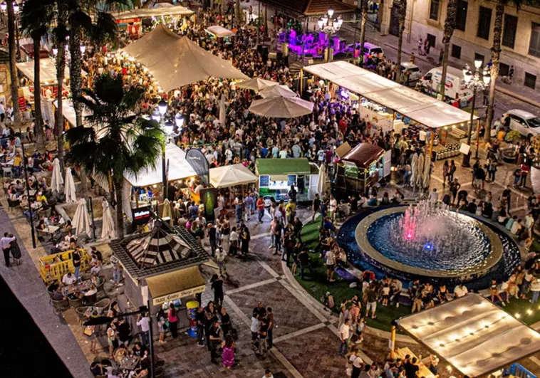Vista de un momento de la pasada edición de la Feria de la Cerveza, en la plaza de las Monjas