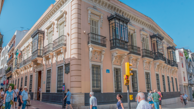 Palacio Mora Claros en Huelva