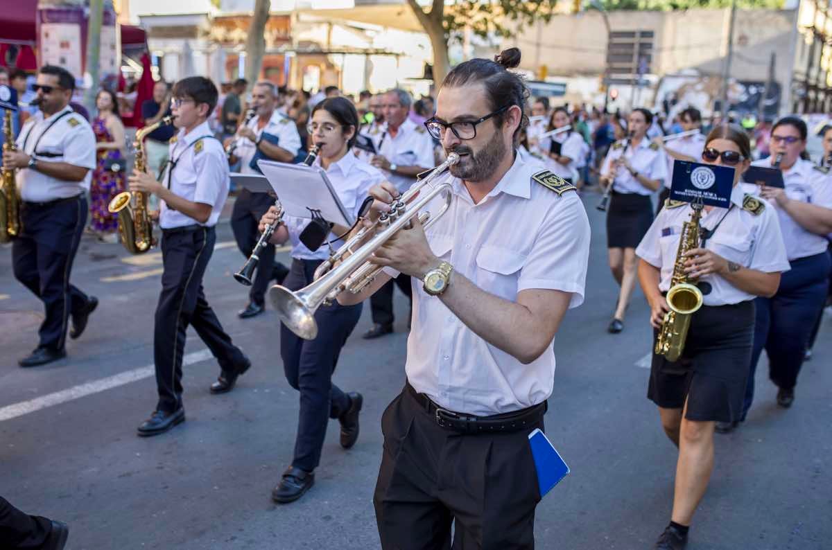 La banda de música llega a la Plaza de la Merced