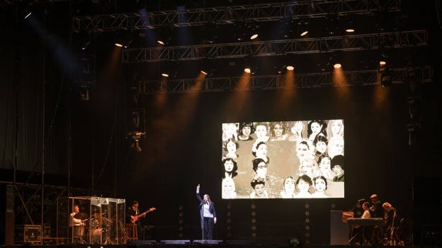 Collage de fotos durante el concierto