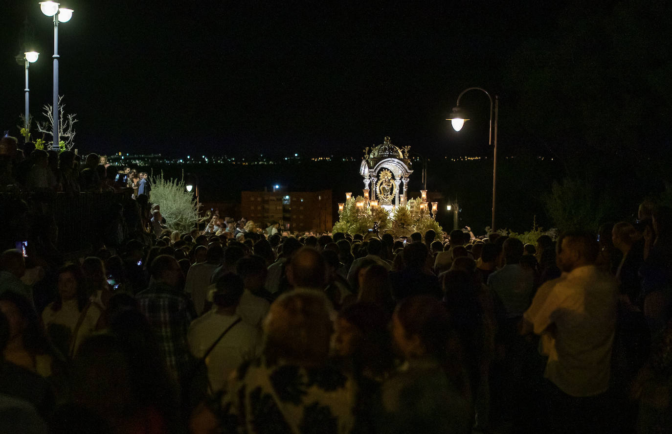 La Virgen de la Cinta regresa a casa
