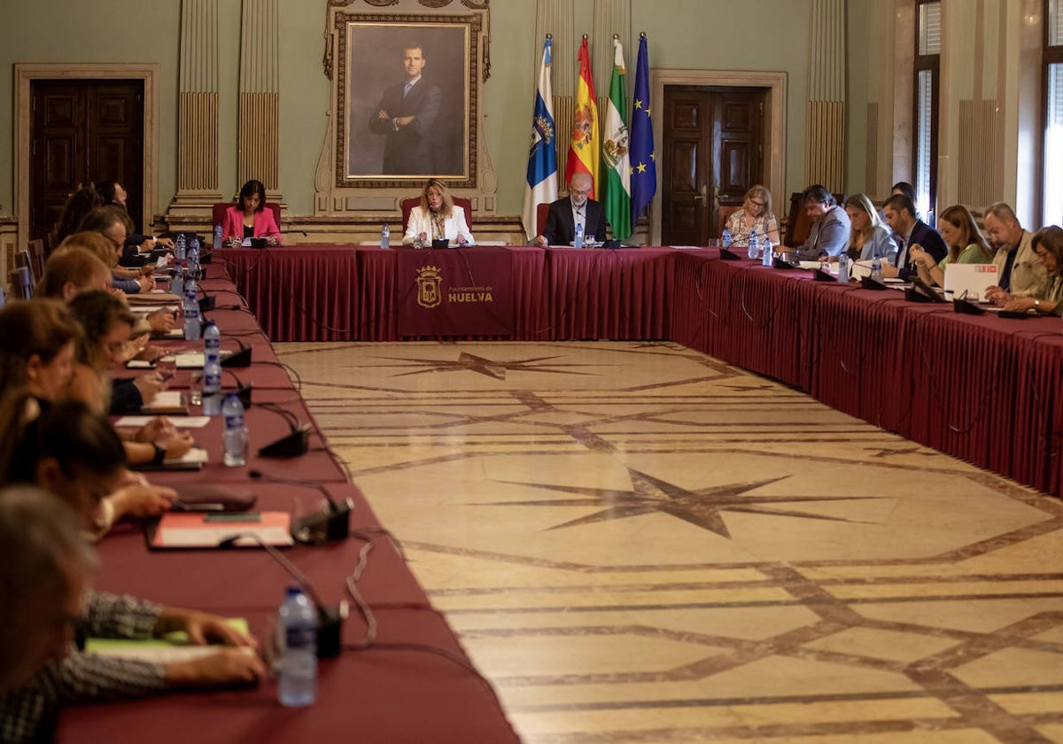 Imagen del pleno celebrado este lunes en el ayuntamiento