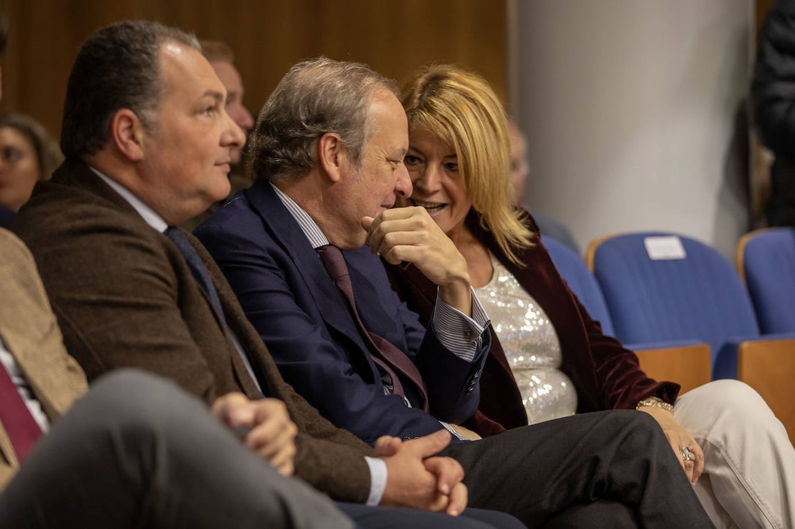 La mejores imágenes del foro &#039;Encuentros con la Constitución&#039; en Huelva