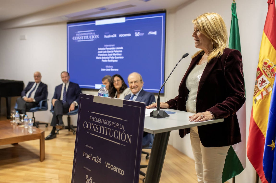 La mejores imágenes del foro &#039;Encuentros con la Constitución&#039; en Huelva