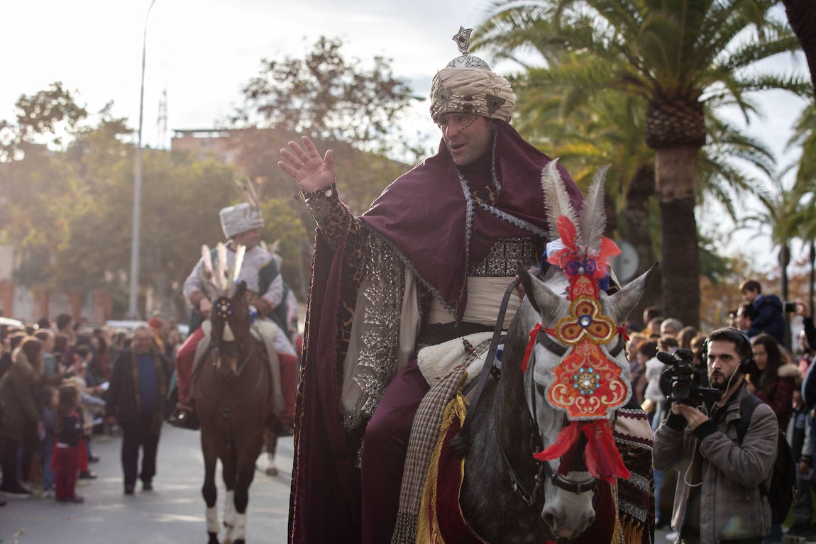El Heraldo Real en su recorrido por Huelva