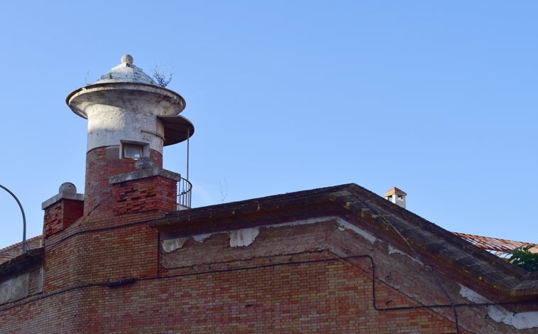 Imagen principal - La antigua cárcel de Huelva, un edificio histórico abandonado que podría albergar el Conservatorio de Danza