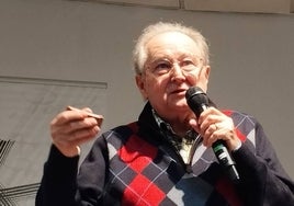 Pérez Mercader: «Estamos dando los primeros pasos para sintetizar un cerebro que tenga la capacidad de la millonésima parte del de un mosquito»