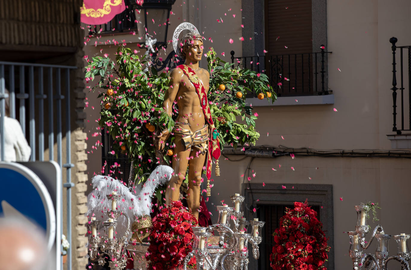 Huelva saca a San Sebastián a pasear: la procesión del patrón, en imágenes