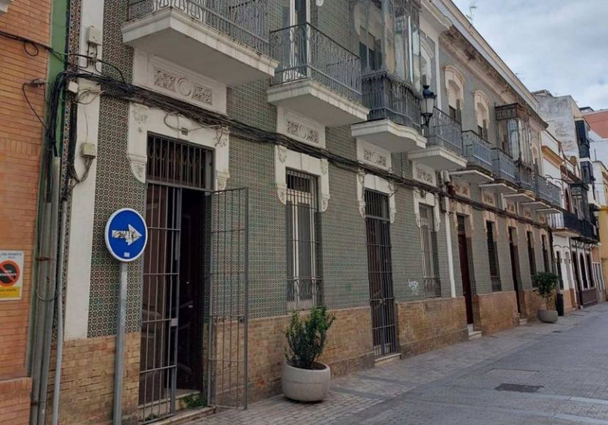 Uno de los edificios que la Junta de Andalucía subasta en el centro de Huelva