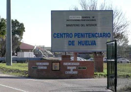 Denuncian las «lamentables condiciones» en las que trabajan los funcionarios de prisiones en Huelva