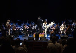 El Rey del Rock llega al Gran Teatro de Huelva con 'Elvis Sinfónico'