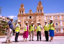 La nueva plaza de La Merced estará lista en menos de un mes y «responderá a las demandas de los vecinos»