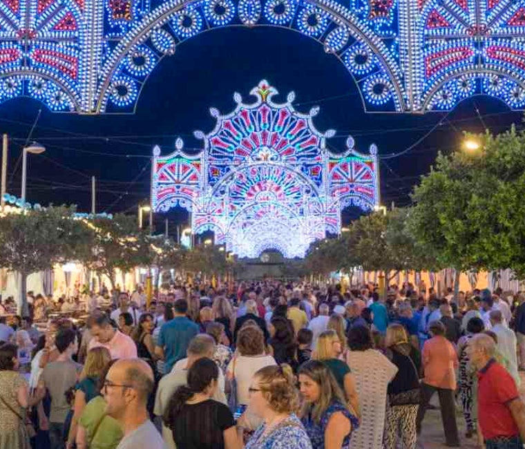 El Ayuntamiento premiará con mil euros la caseta mejor decorada de las Colombinas