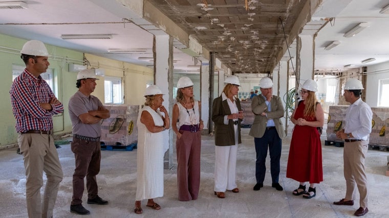 La visita esta mañana al edificio en el complejo Vistalegre de varias autoridades