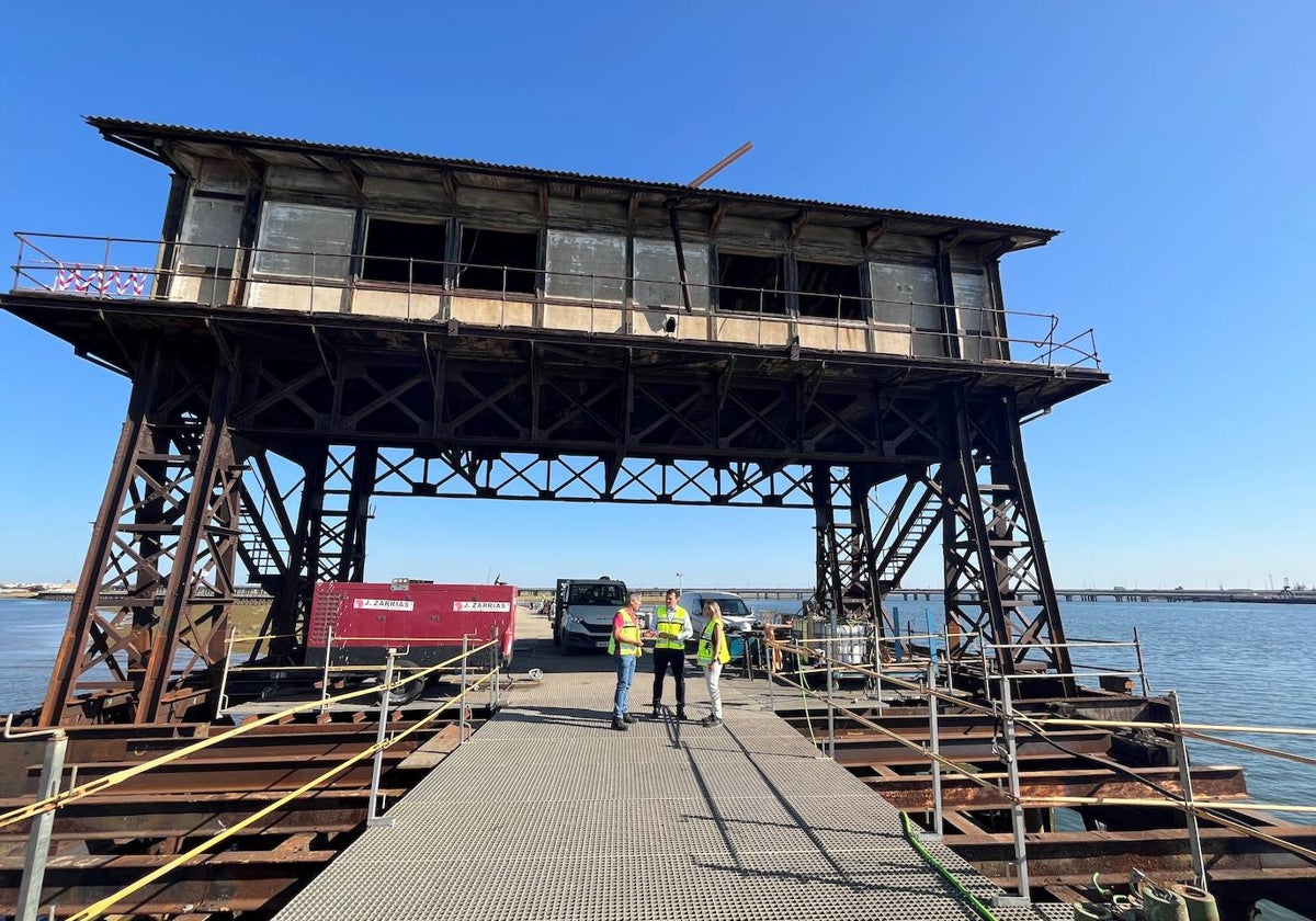 Visita a las obras de restauración del Muelle de Tharsis