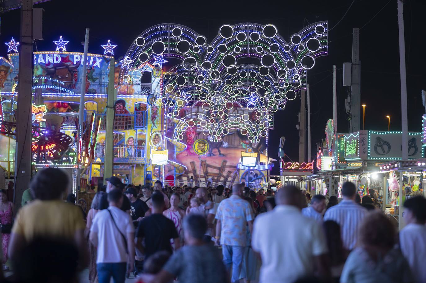 El ambiente y los conciertos de la noche del miércoles en Las Colombinas 2024, en imágenes