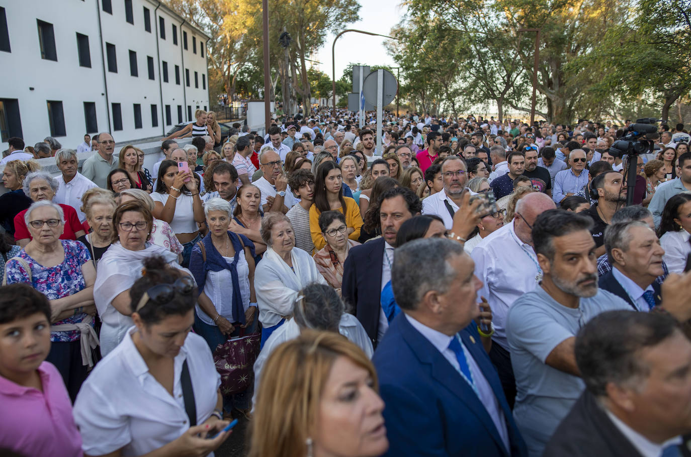 Todas las imágenes de la bajada de la Virgen de la Cinta 2024