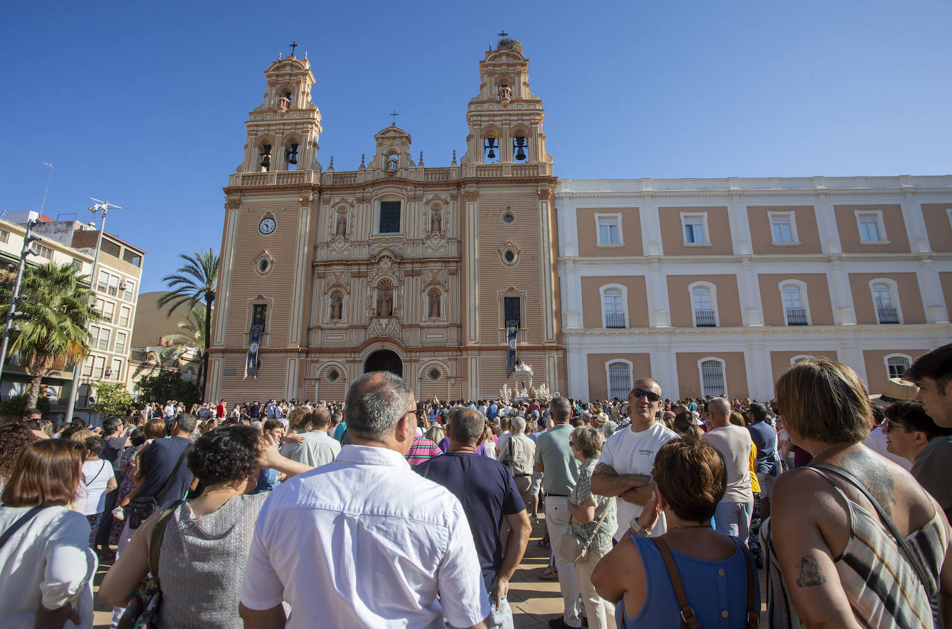 Todas las imágenes de la bajada de la Virgen de la Cinta 2024