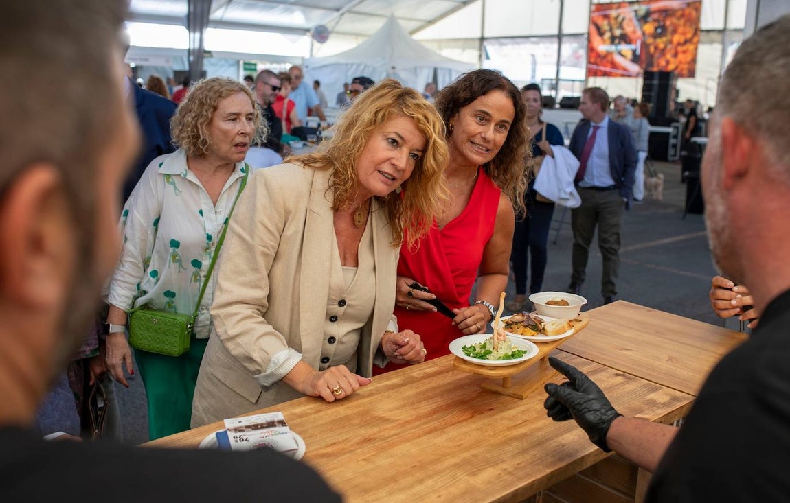 Las imágenes del primer día de la Feria de la Tapa de Huelva 2024