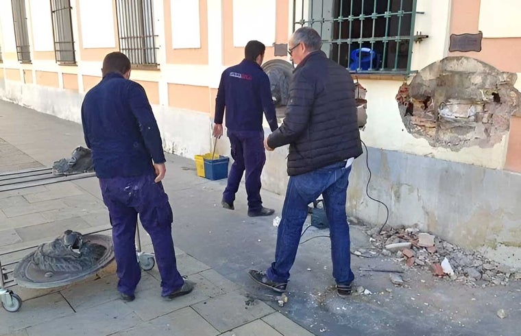 El momento en el que se retiraron de su antiguo emplazamiento