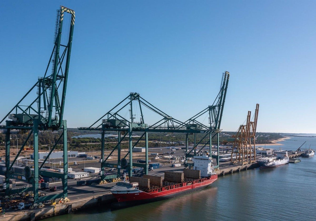 Muelle Sur del Puerto de Huelva