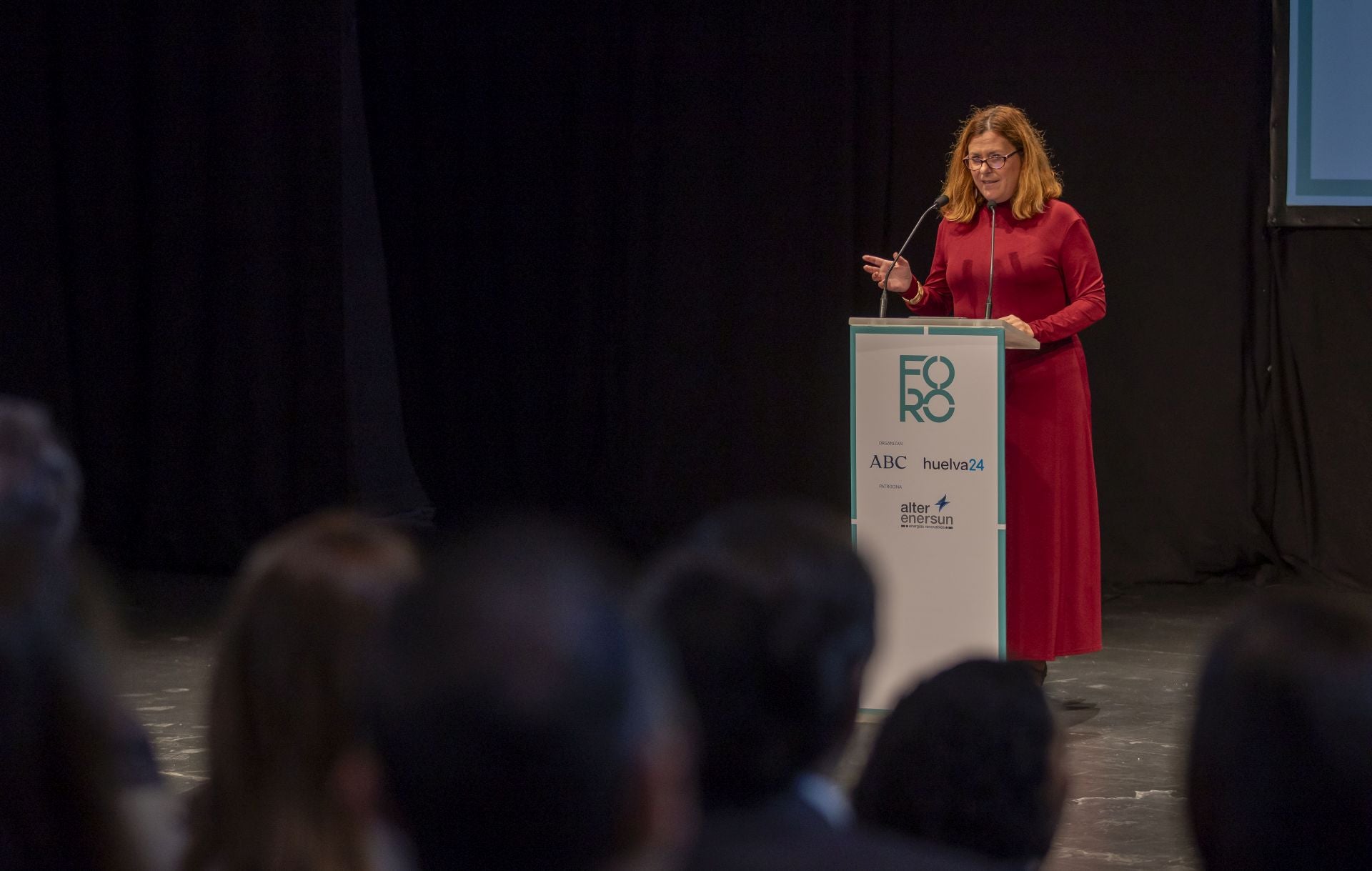 Silvia Tubio, coordinadora de Huelva24 y conductora del foro