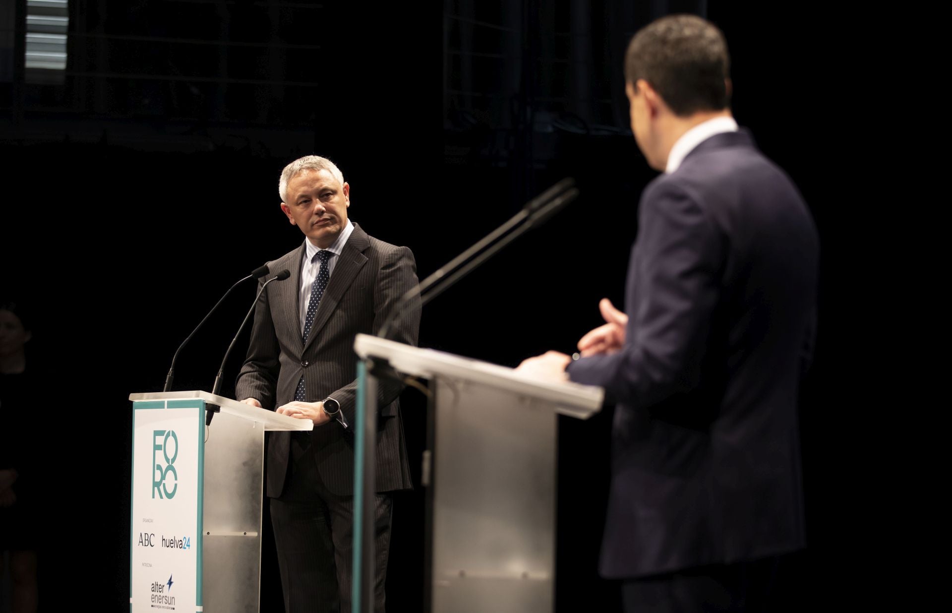 Alberto García Reyes, director de ABC, con Juanma Moreno
