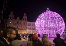 El encendido del alumbrado navideño de Huelva, en imágenes