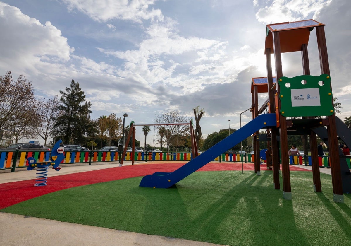 Inauguran en Pérez Cubillas el Parque Infantil 'Alter Enersun'