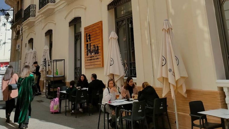 Actualmente el edificio acoge un restaurante italiano