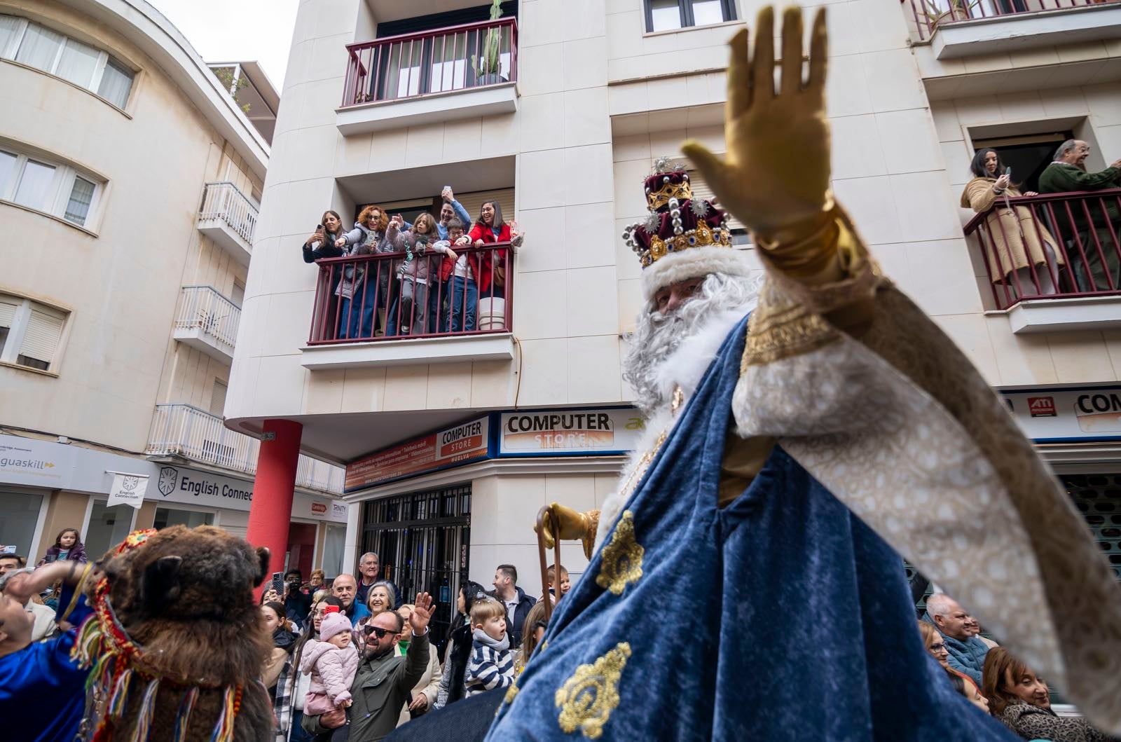 Las mejores imágenes de la llegada de los Reyes Magos a Huelva