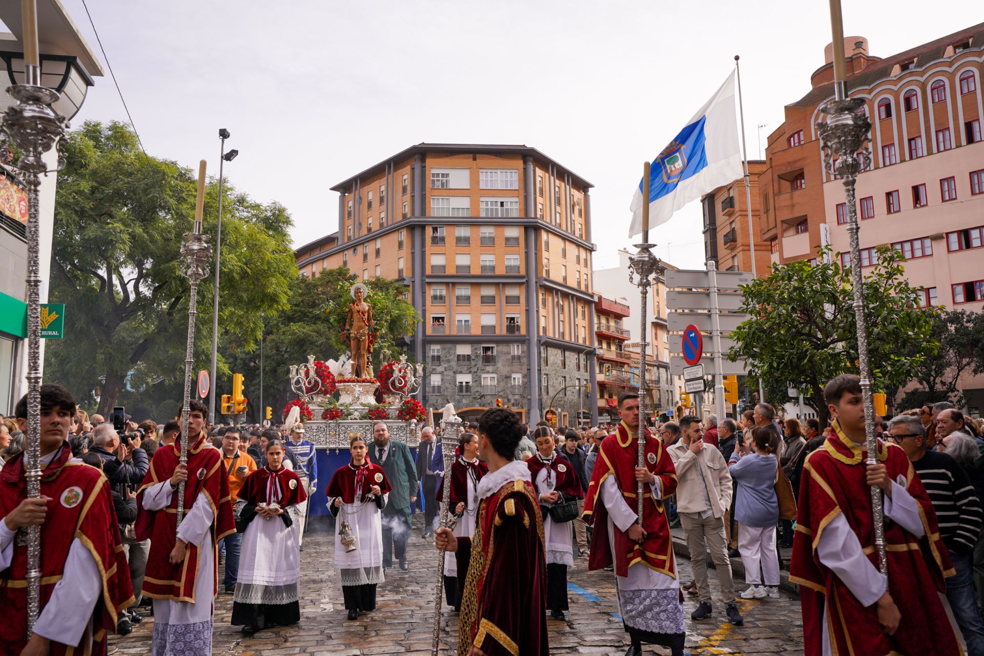 La procesión de San Sebastián por Huelva, en imágenes