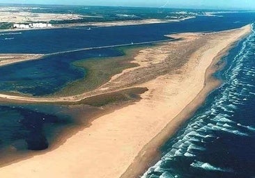 El Ayuntamiento de Huelva intentará de nuevo abrir un chiringuito este verano en la playa del Espigón