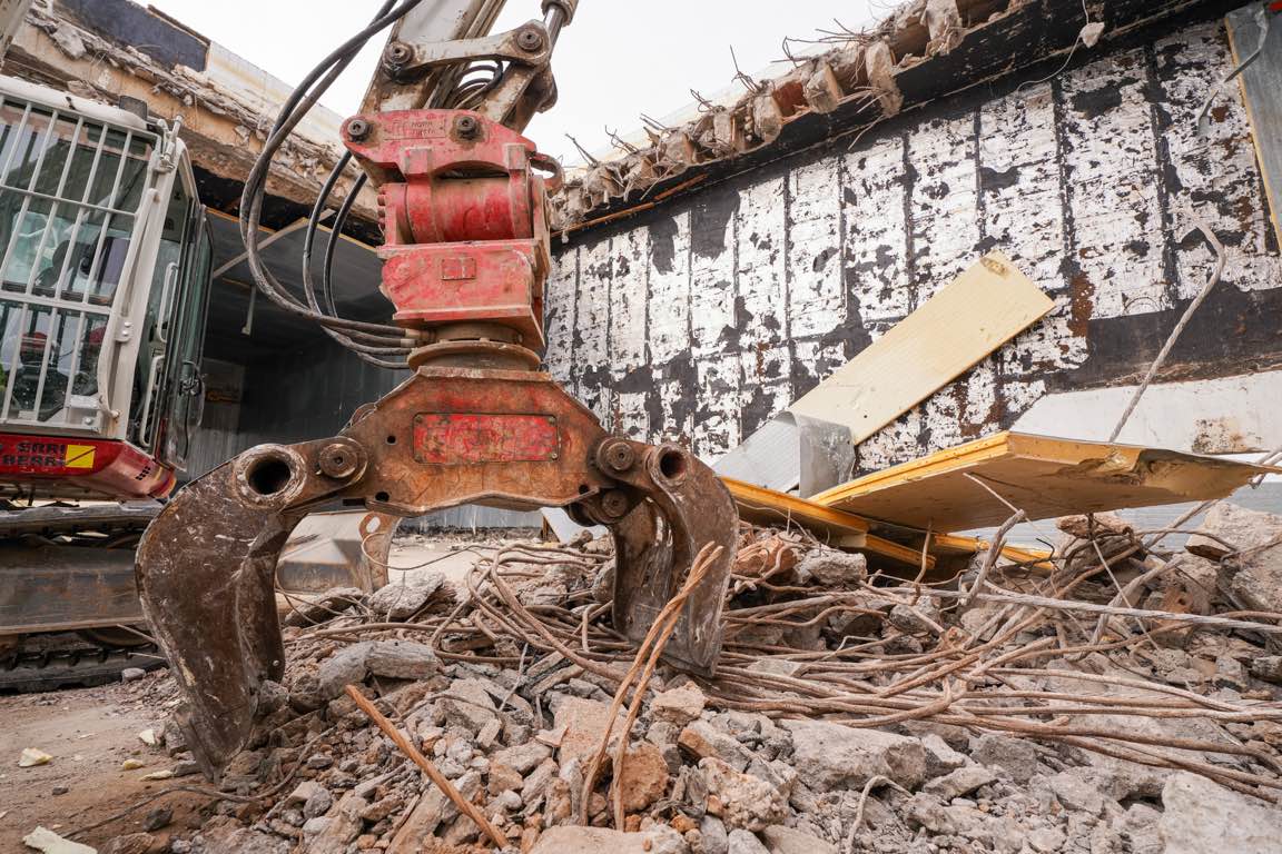 Escuela canina de rescate en los escombros de Expofrisa