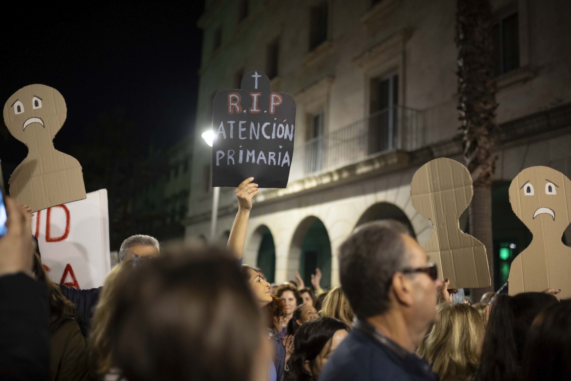 Todas las imágenes de la manifestación por la sanidad pública de Huelva