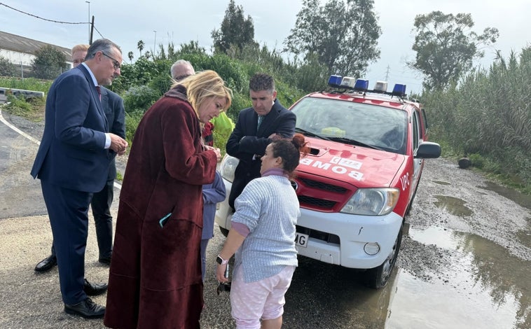 Imagen principal - El Ayuntamiento de Huelva ha indicado que se ha procedido a la activación del Plan de Emergencia Municipal en nivel 1